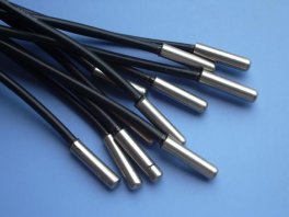 [LST2-17] ������PT100�¶ȴ�����